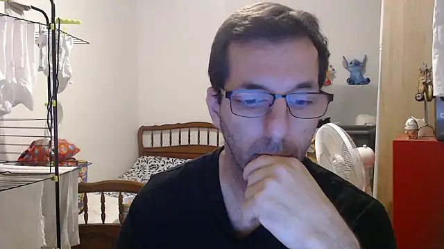 Snapshot of steph19x5 chatting on November 13, 2025, 8:13 am steph19x5 online show from November 13, 2025, 8:13 am