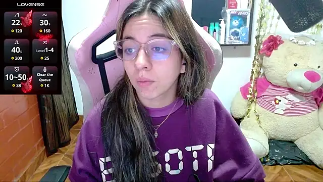 Maggie Fox3 online show from February 18, 2025, 1:32 am