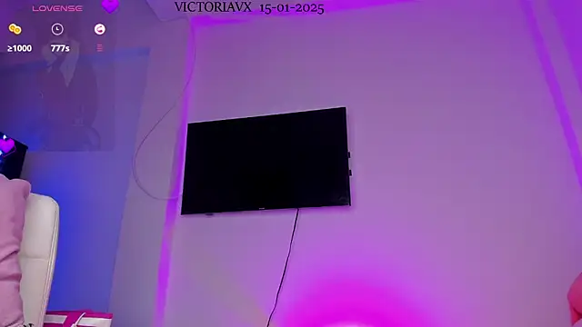 Snapshot of VictoriaVX chatting on January 16, 2025, 4:17 am VictoriaVX online show from January 16, 2025, 4:17 am