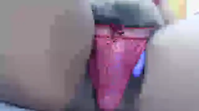 Snapshot of SashaMacgregor chatting on October 26, 2025, 11:42 pm SashaMacgregor online show from October 26, 2025, 11:42 pm