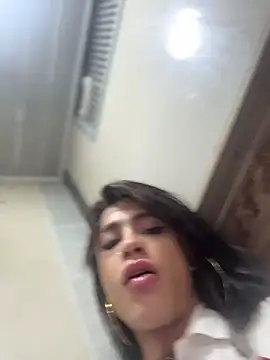 stormytt  online show from November 28, 2025, 12:41 pm