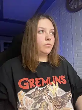 Snapshot of XNirvanaX chatting on October 22, 2025, 1:39 am XNirvanaX online show from October 22, 2025, 1:39 am