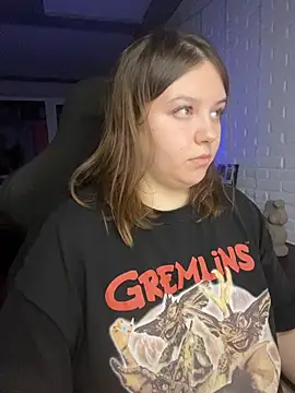 Snapshot of XNirvanaX chatting on November 23, 2025, 2:55 am XNirvanaX online show from November 23, 2025, 2:55 am