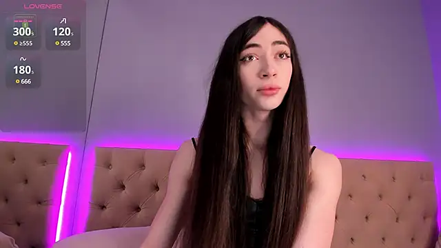 Snapshot of NickieRainer chatting on December 5, 2024, 4:20 am NickieRainer online show from December 5, 2024, 4:20 am
