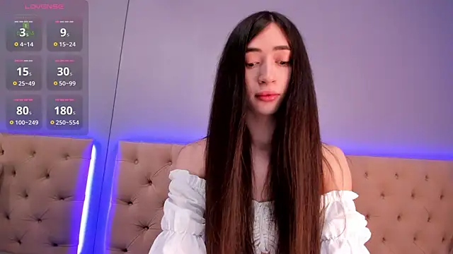 Snapshot of NickieRainer chatting on December 13, 2024, 4:43 am NickieRainer online show from December 13, 2024, 4:43 am