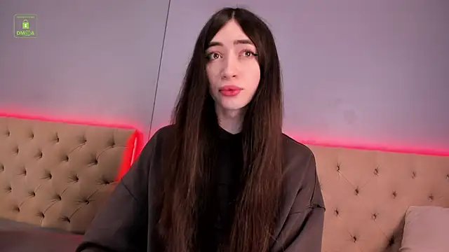 Snapshot of NickieRainer chatting on February 1, 2025, 2:13 pm NickieRainer online show from February 1, 2025, 2:13 pm