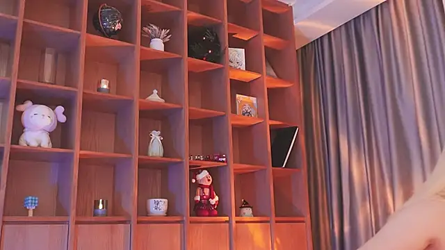 hyun chia online show from November 3, 2025, 12:57 am