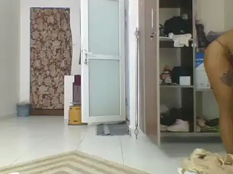 Sweetbaby004 online show from March 7, 2025, 8:33 pm