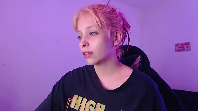 Snapshot of MaryJannes chatting on November 24, 2025, 5:51 am MaryJannes online show from November 24, 2025, 5:51 am