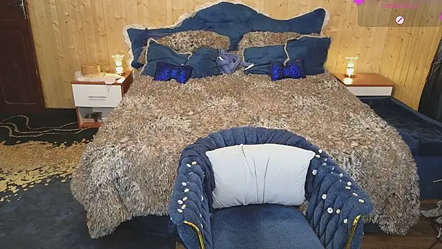 VanessaDoyle online show from February 1, 2025, 9:29 pm