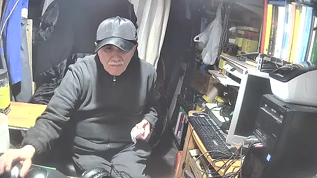 Snapshot of nonnomaturobisex chatting on February 19, 2025, 6:10 pm nonnomaturobisex online show from February 19, 2025, 6:10 pm