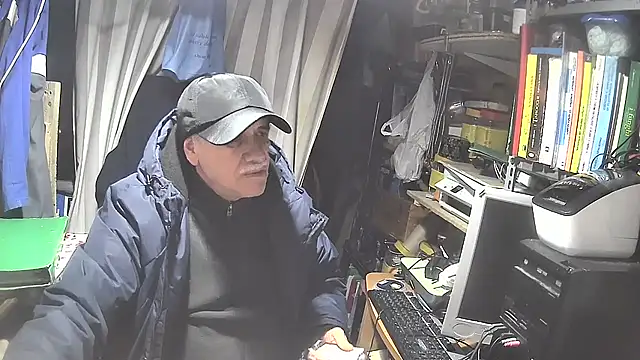 Snapshot of nonnomaturobisex chatting on February 20, 2025, 5:29 pm nonnomaturobisex online show from February 20, 2025, 5:29 pm