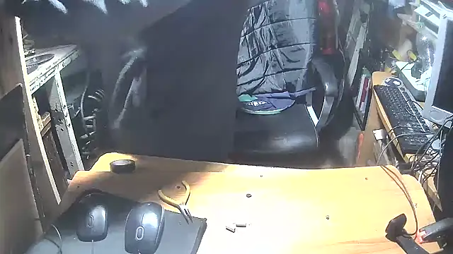 Snapshot of nonnomaturobisex chatting on February 21, 2025, 12:06 pm nonnomaturobisex online show from February 21, 2025, 12:06 pm