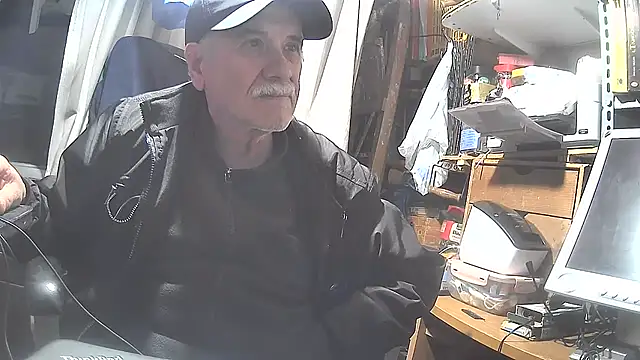 Snapshot of nonnomaturobisex chatting on March 10, 2025, 5:18 pm nonnomaturobisex online show from March 10, 2025, 5:18 pm