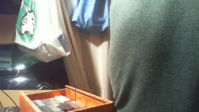 Snapshot of nonnomaturobisex chatting on September 21, 2025, 8:49 am nonnomaturobisex online show from September 21, 2025, 8:49 am