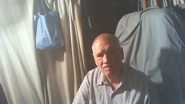 Snapshot of nonnomaturobisex chatting on September 29, 2025, 7:35 am nonnomaturobisex online show from September 29, 2025, 7:35 am