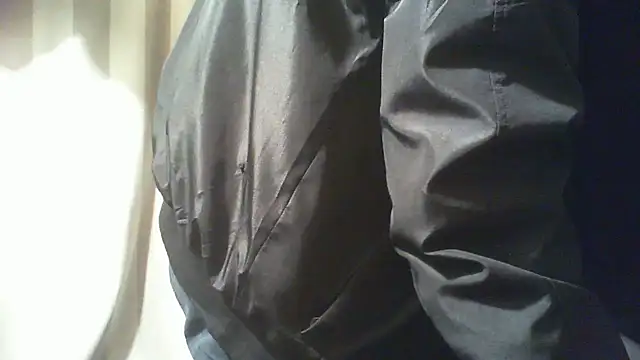 Snapshot of nonnomaturobisex chatting on October 6, 2025, 6:44 am nonnomaturobisex online show from October 6, 2025, 6:44 am