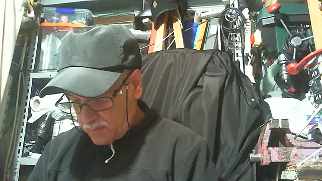 Snapshot of nonnomaturobisex chatting on October 9, 2025, 9:29 am nonnomaturobisex online show from October 9, 2025, 9:29 am