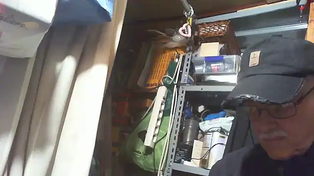 Snapshot of nonnomaturobisex chatting on October 12, 2025, 8:35 am nonnomaturobisex online show from October 12, 2025, 8:35 am