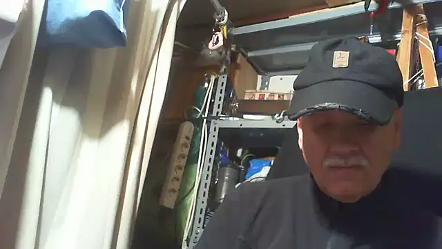 Snapshot of nonnomaturobisex chatting on October 13, 2025, 8:14 am nonnomaturobisex online show from October 13, 2025, 8:14 am