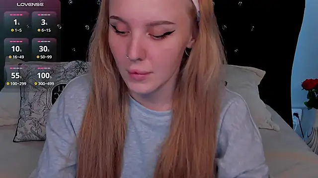 Snapshot of LianaFord chatting on March 7, 2025, 8:22 pm LianaFord online show from March 7, 2025, 8:22 pm