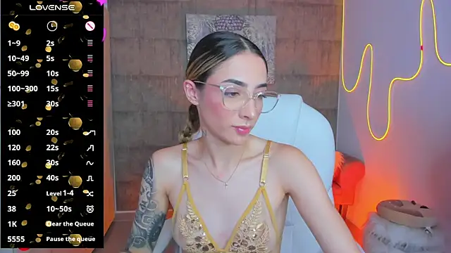 Snapshot of barbie_scoth_ chatting on January 20, 2025, 8:18 pm barbie scoth online show from January 20, 2025, 8:18 pm