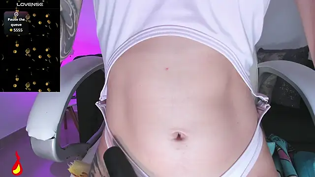 Snapshot of barbie_scoth_ chatting on November 27, 2025, 8:33 pm barbie scoth online show from November 27, 2025, 8:33 pm