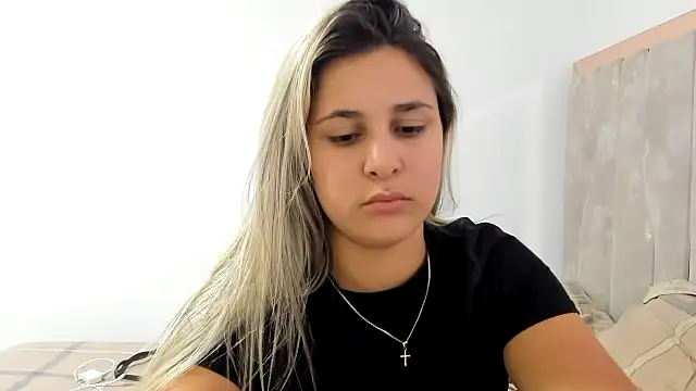 Lana Sofia1 online show from September 19, 2025, 10:43 pm