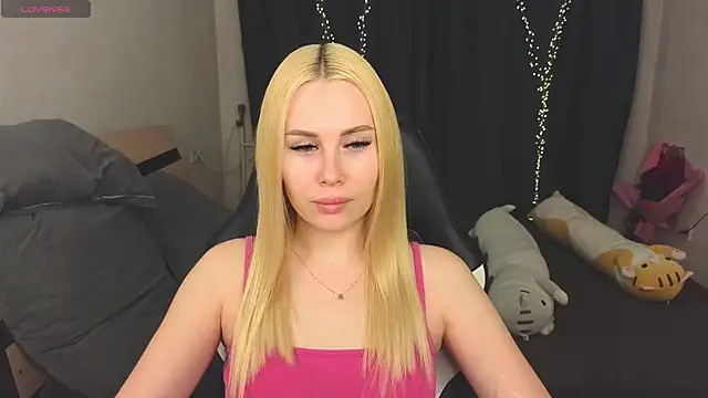 Snapshot of Alenca_hot_sex chatting on March 1, 2025, 4:00 pm Alenca hot sex online show from March 1, 2025, 4:00 pm