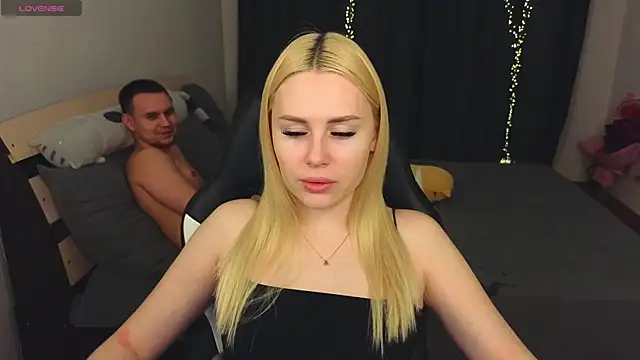 Snapshot of Alenca_hot_sex chatting on March 3, 2025, 3:20 pm Alenca hot sex online show from March 3, 2025, 3:20 pm