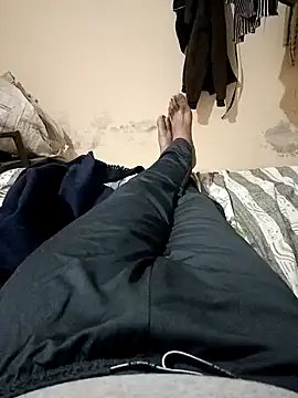 Snapshot of Desi_Londa_143 chatting on February 4, 2025, 5:12 pm Desi Londa 143 online show from February 4, 2025, 5:12 pm