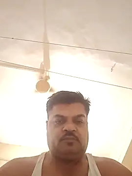 Snapshot of Desi_Londa_143 chatting on February 28, 2025, 11:56 pm Desi Londa 143 online show from February 28, 2025, 11:56 pm