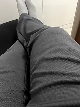 Snapshot of Desi_Londa_143 chatting on March 5, 2025, 11:06 am Desi Londa 143 online show from March 5, 2025, 11:06 am