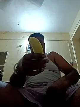 Snapshot of Desi_Londa_143 chatting on March 12, 2025, 4:13 pm Desi Londa 143 online show from March 12, 2025, 4:13 pm