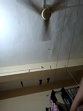 Snapshot of Desi_Londa_143 chatting on March 13, 2025, 1:10 am Desi Londa 143 online show from March 13, 2025, 1:10 am