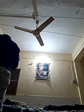 Snapshot of Desi_Londa_143 chatting on March 19, 2025, 2:57 pm Desi Londa 143 online show from March 19, 2025, 2:57 pm