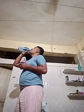 Snapshot of Desi_Londa_143 chatting on March 21, 2025, 1:13 am Desi Londa 143 online show from March 21, 2025, 1:13 am