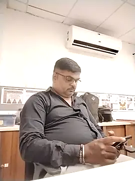 Snapshot of Desi_Londa_143 chatting on September 20, 2025, 4:02 am Desi Londa 143 online show from September 20, 2025, 4:02 am