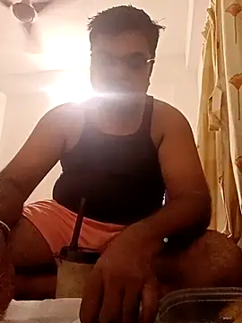 Snapshot of Desi_Londa_143 chatting on September 23, 2025, 4:32 pm Desi Londa 143 online show from September 23, 2025, 4:32 pm