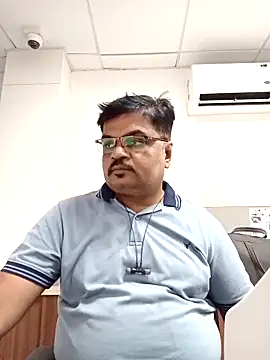 Snapshot of Desi_Londa_143 chatting on October 18, 2025, 4:04 am Desi Londa 143 online show from October 18, 2025, 4:04 am