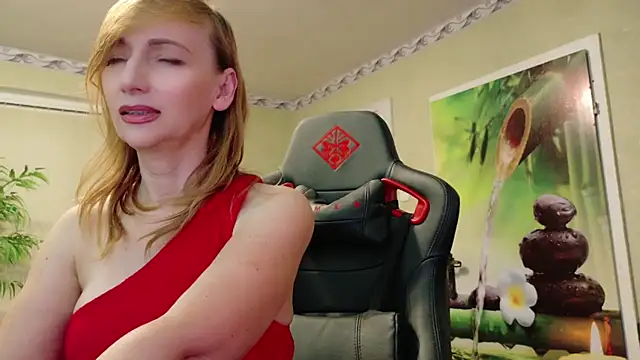 Snapshot of HotLana69 chatting on February 22, 2025, 5:35 pm HotLana69 online show from February 22, 2025, 5:35 pm