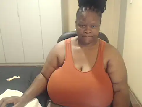 sweetnoziexx online show from February 20, 2025, 4:14 pm