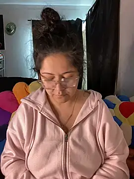 MsConejitaa online show from December 16, 2024, 3:54 pm