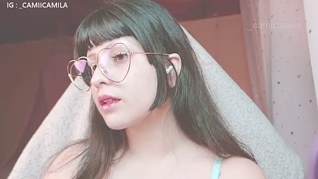 Snapshot of Renooh chatting on October 5, 2025, 1:26 am Renooh online show from October 5, 2025, 1:26 am