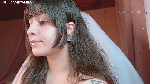 Snapshot of Renooh chatting on October 19, 2025, 2:01 am Renooh online show from October 19, 2025, 2:01 am