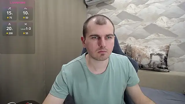 Snapshot of SerzhKorol1 chatting on March 9, 2025, 6:43 pm SerzhKorol1 online show from March 9, 2025, 6:43 pm