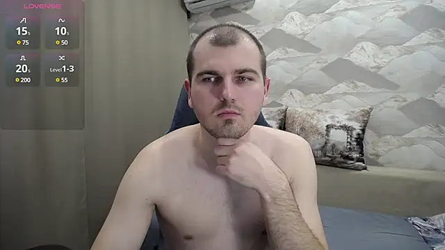 Snapshot of SerzhKorol1 chatting on March 11, 2025, 3:45 pm SerzhKorol1 online show from March 11, 2025, 3:45 pm