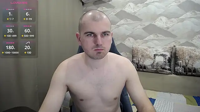 Snapshot of SerzhKorol1 chatting on March 14, 2025, 11:56 am SerzhKorol1 online show from March 14, 2025, 11:56 am