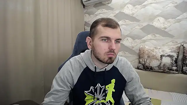 Snapshot of SerzhKorol1 chatting on September 29, 2025, 8:08 am SerzhKorol1 online show from September 29, 2025, 8:08 am