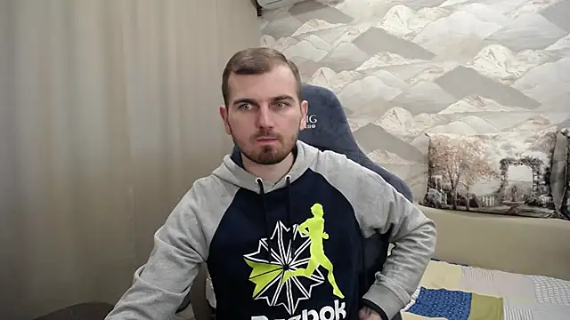 Snapshot of SerzhKorol1 chatting on October 1, 2025, 12:55 pm SerzhKorol1 online show from October 1, 2025, 12:55 pm